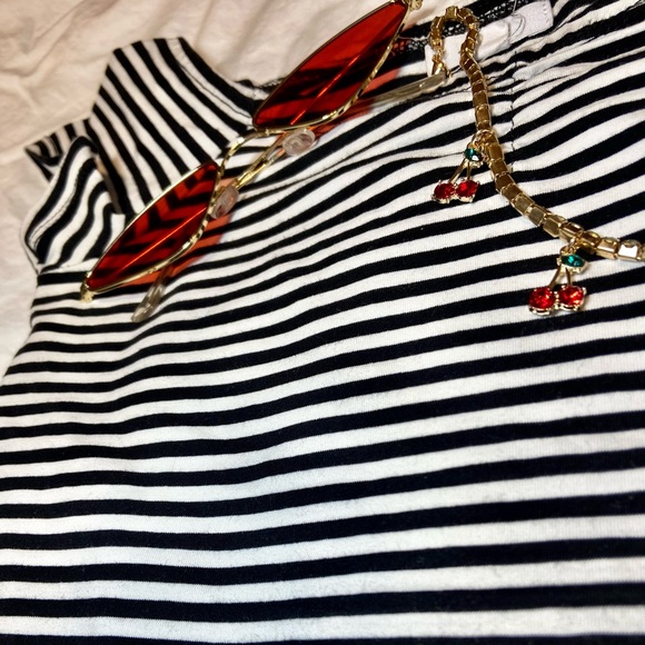 Stripped crop top - Picture 4 of 5